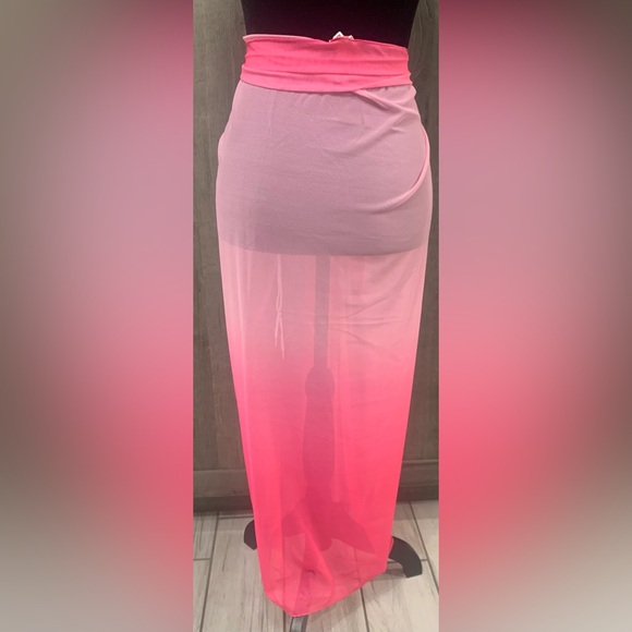 La Palapa Hot Pink Fading Sheer Shawl Or Beach Wrap Cover up One Size - Picture 4 of 7